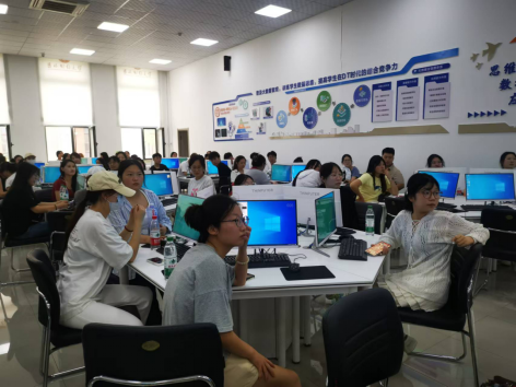 我院成功舉辦數(shù)字營(yíng)銷(xiāo)技能訓(xùn)練與實(shí)戰(zhàn)競(jìng)賽，以網(wǎng)絡(luò)技術(shù)服務(wù)賦能學(xué)子成長(zhǎng)